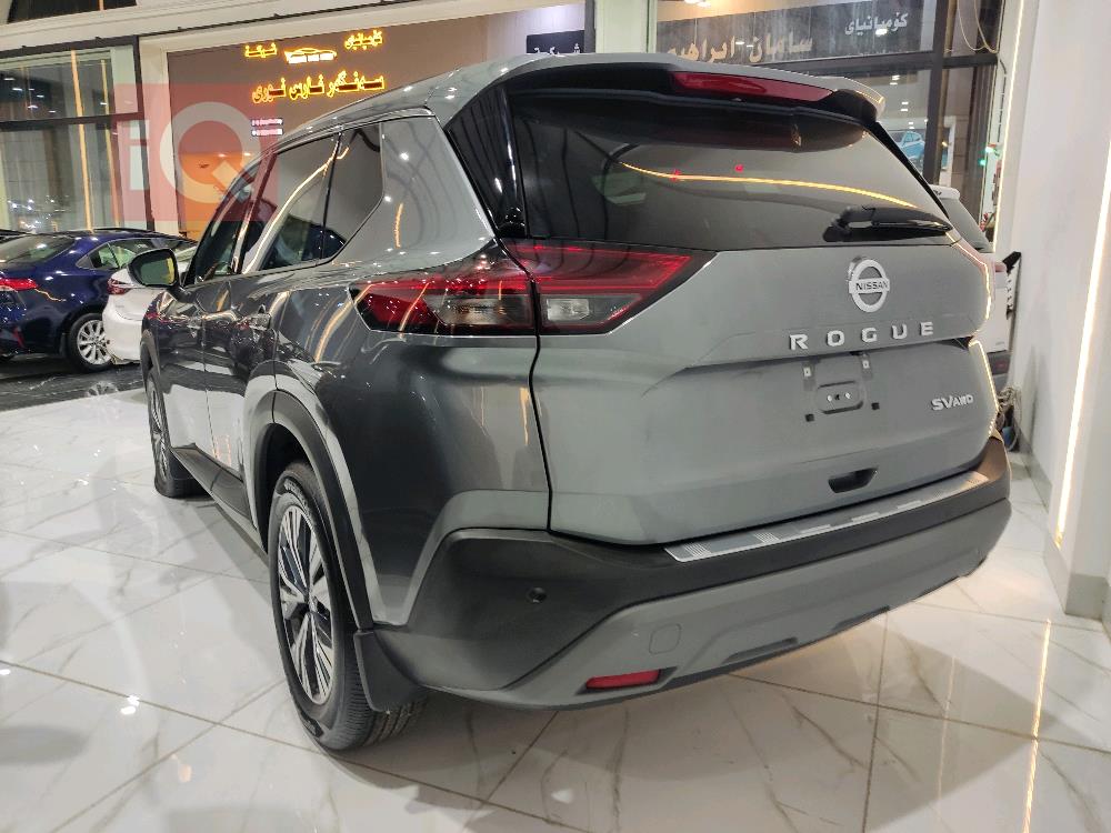 Nissan Rogue